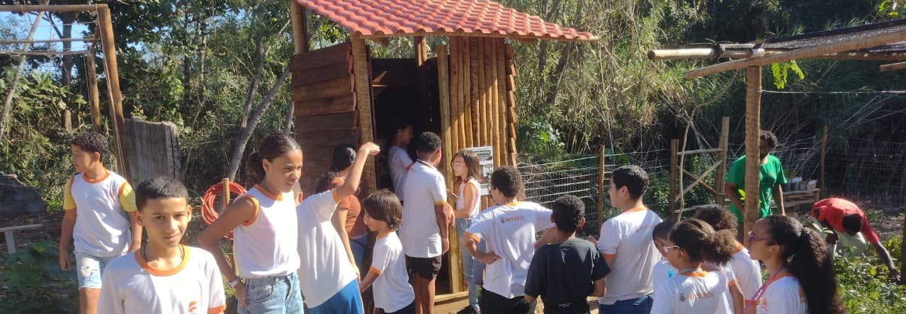 Implantação de Banheiro Seco no Espaço Comunitário Amaravista.